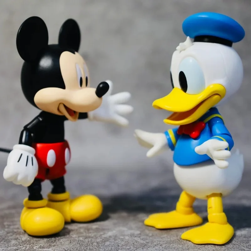 2024 Disney Mickey Mouse Minnie Donald Duck Action Figure Movable Joint Kawaii Anime Figurine Collection Model Statue Toys Gifts