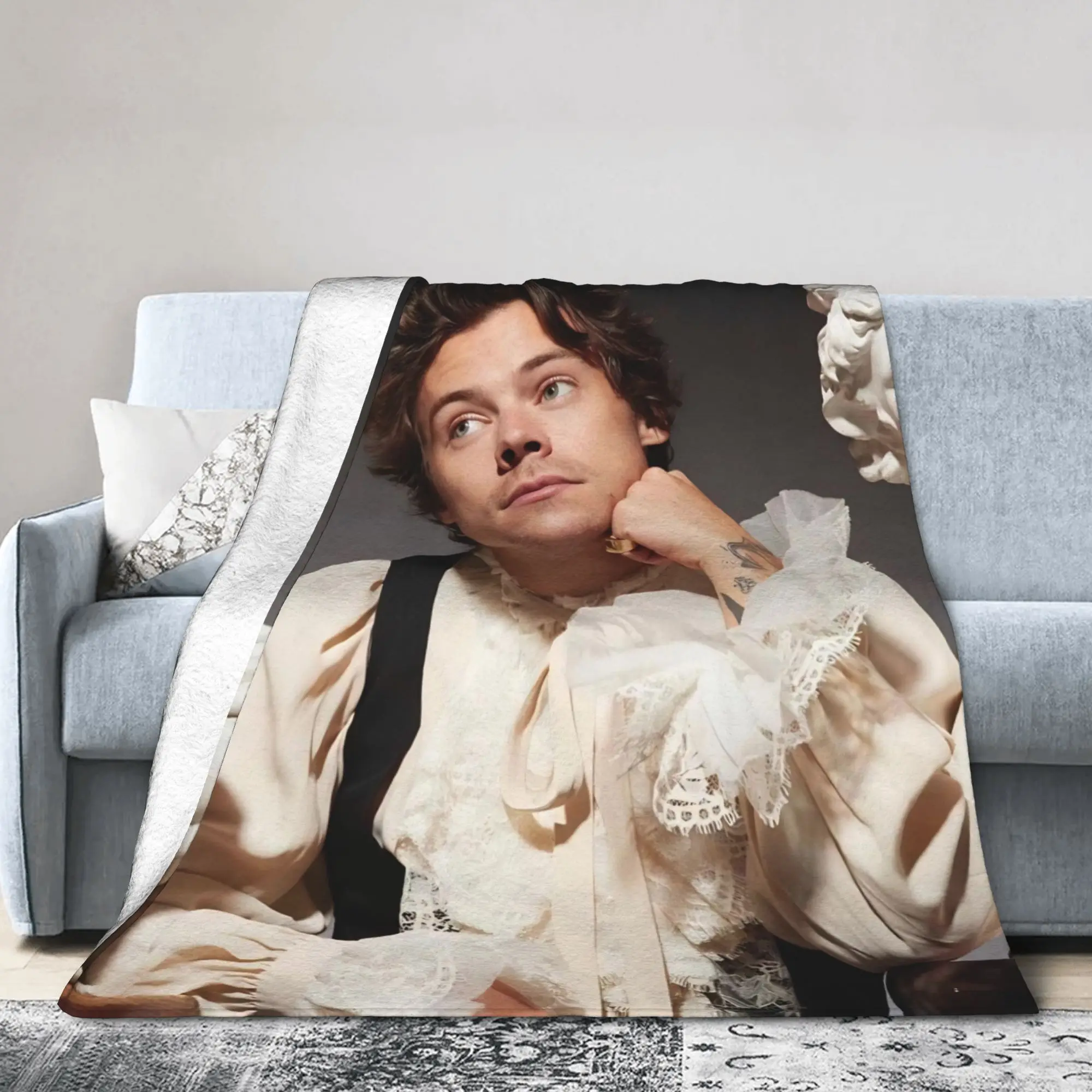Kiss All The Time Album Plush Blanket Harrys Singer Styles Novelty Throw Blanket for Home 200x150cm Plush Thin Quilt