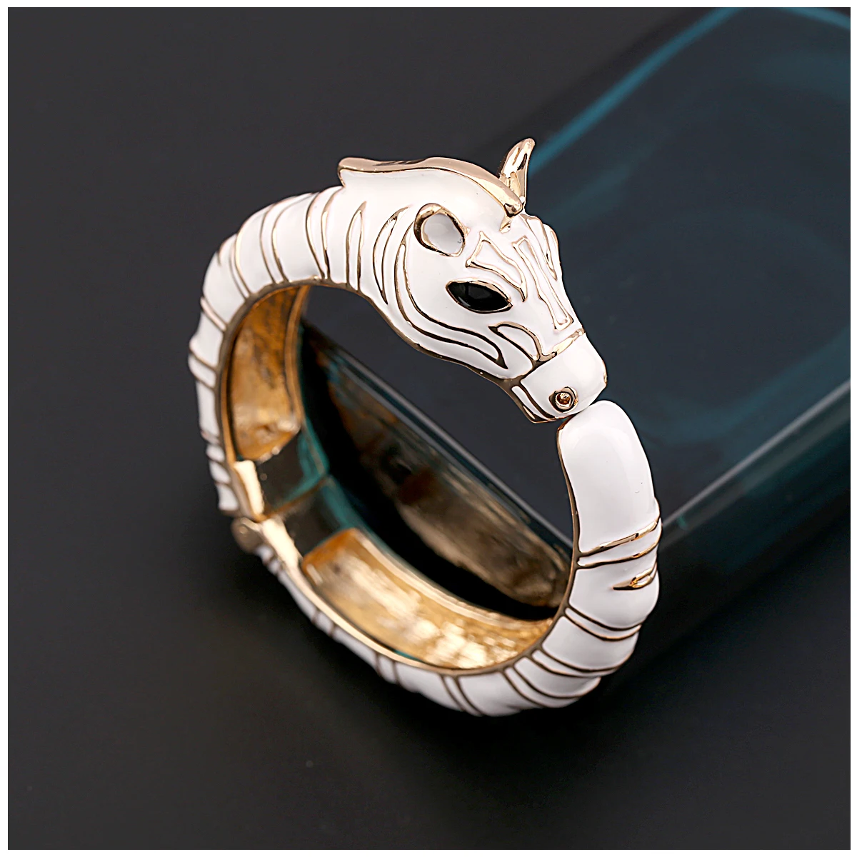 Unique Design Luxury Zebra Bangles Ename Colorful Chunky Cuff Bracelet for Women Party Accessory Fashion Multi-Colors Bangle