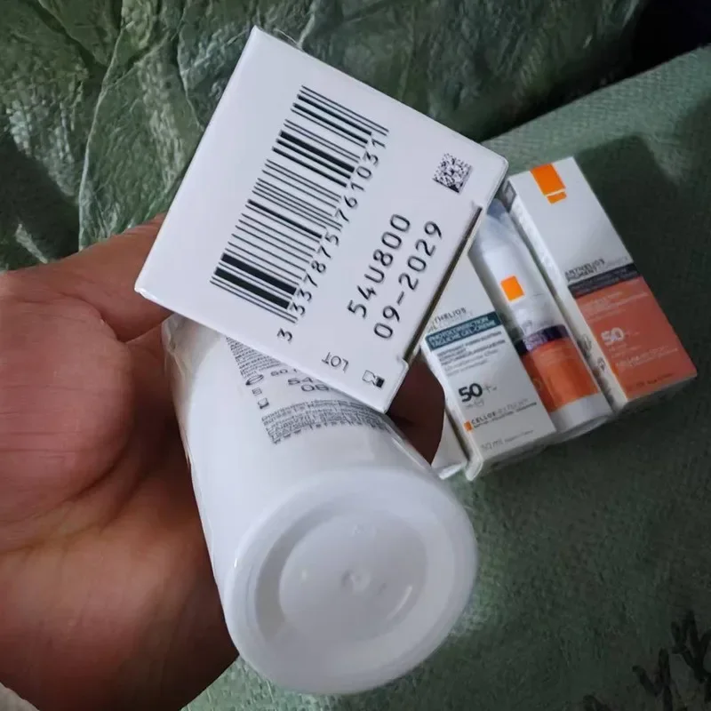 واقي من الشمس للوجه بثلاثة ألوان، وواقي من الشمس، ومرطب ومنعش SPF50+ للعناية ببشرة الوجه غير المعطرة 50 مل #2