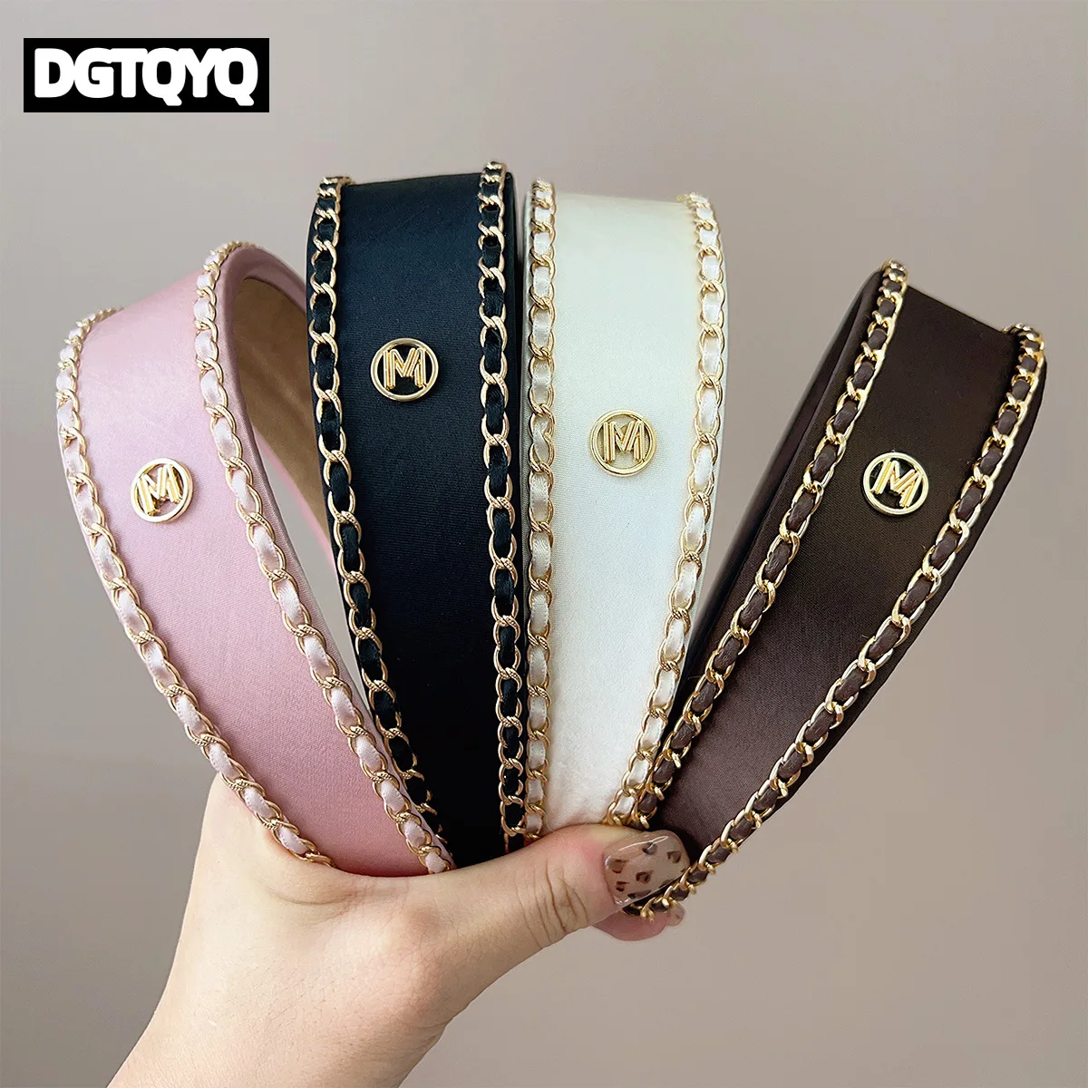 Korean Style Autumn and Winter Headwear 2026 New Fashion Letter M Golden Label Vintage Thin Edge Chain Headband for Women