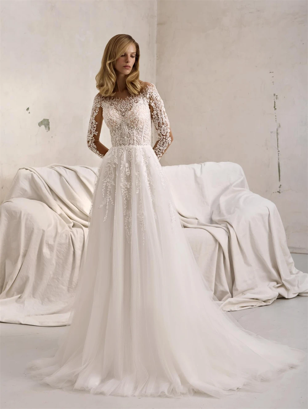 

Customized Soft White Organza Wedding Dress Elegant O-Neck Long Sleeves Bridal Gowns Soft A-Line Court Train Vestido De Novia