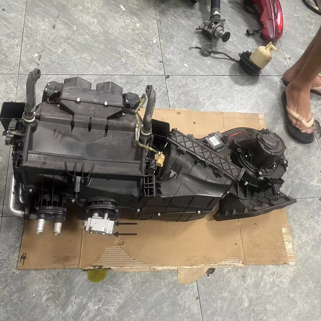 

For Porsche 970 Panamera Auto Air Conditioning System 97057332200 97057332201 Car AC Evaporator for 970 Models