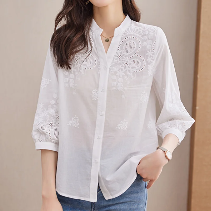 V-neck Embroidered Cotton Blouse Women Summer Flower Hollow White Shirt Casual Short Sleeve Vintage Tops Loose Slim Shirt 27227