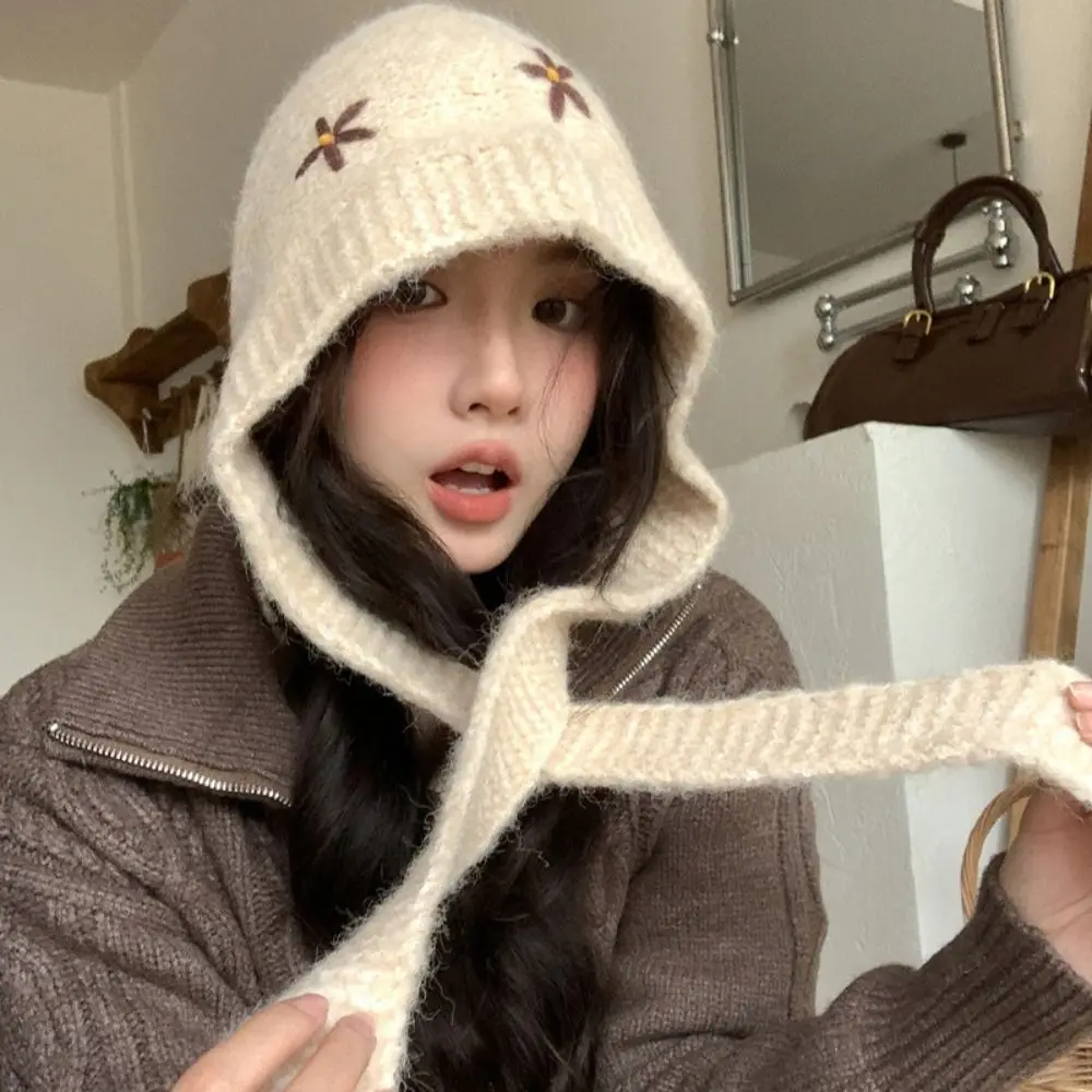 الإبداعية السترة قبعة زهرة بالاكلافا قبعة قبعة بسيطة سدادات حماية الأذن قبعة لطيف سميكة محبوك قبعة الشتاء/الخريف
