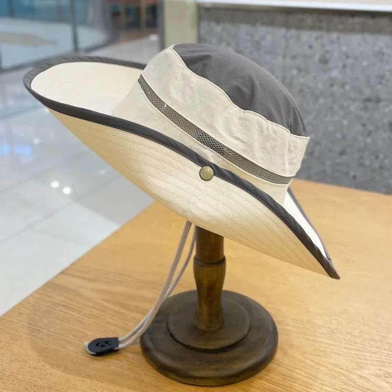 Large Brim Mesh Breathable Outdoor Fisherman's Hat for Men, with Windproof Strap, Foldable Sun Protection Bucket Hat, Suitable for Fishing, Hiking, Camping, Construction Work, and Daily Outings