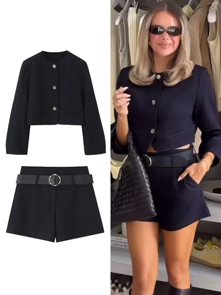 

Elegant Short Blazer Coat Women Black Suits Chic Single-breasted Round Neck Autumn 2025 New Office Wear Casual Slim Blazer Coats