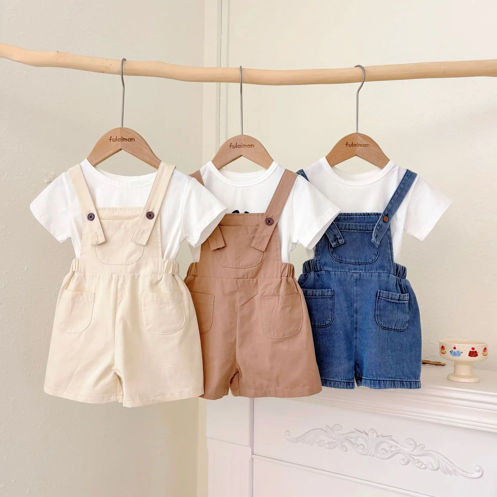 

2025 Summer New Baby Overalls Solid Infant Girl Casual Pants Kids Fashion Jeans Bib Toddler Boy Strap Shorts Baby Clothes