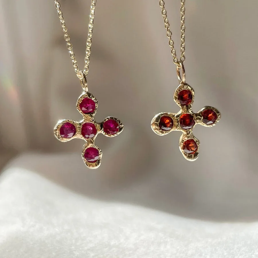 Collar con Cole de Cruz de Vampiro para Mujer, Joyería de Moda con Elementos 3D, Correa para Ceco, 00% Fibra de Triac...