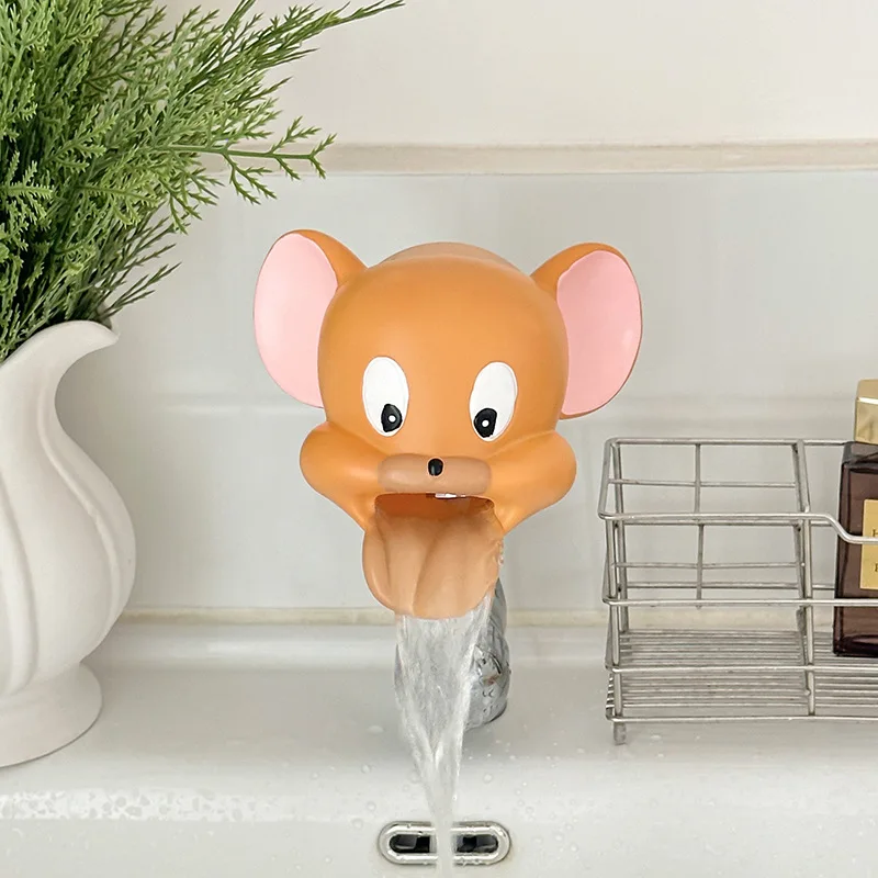 موسع الصنبور هو رسوم متحركة ولطيفة لحوض غسيل الحمام المقاوم للرذاذ لتزيين الصنبور