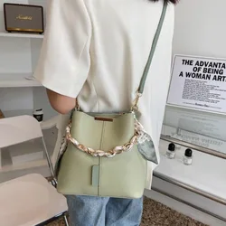 2024 borsa a tracolla alla moda borsa a secchiello solida di grande capacità borsa da pendolarismo quotidiana borsa a tracolla Casual borsa ascellare