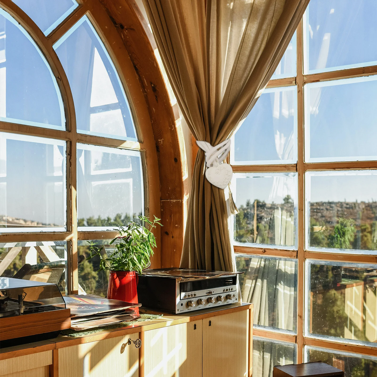 

2Pcs White Heart Curtain Tiebacks Sturdy Cotton Rope No Drill Needed for Bedroom Living Room Stylish Window Decorative Ties