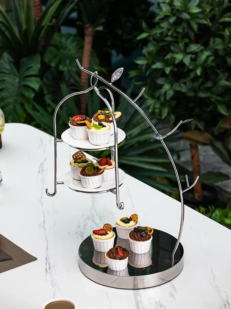 

Afternoon refreshment rack, three layers of fruit tray, cake, tea break, table, dessert table, British hotel, display rack