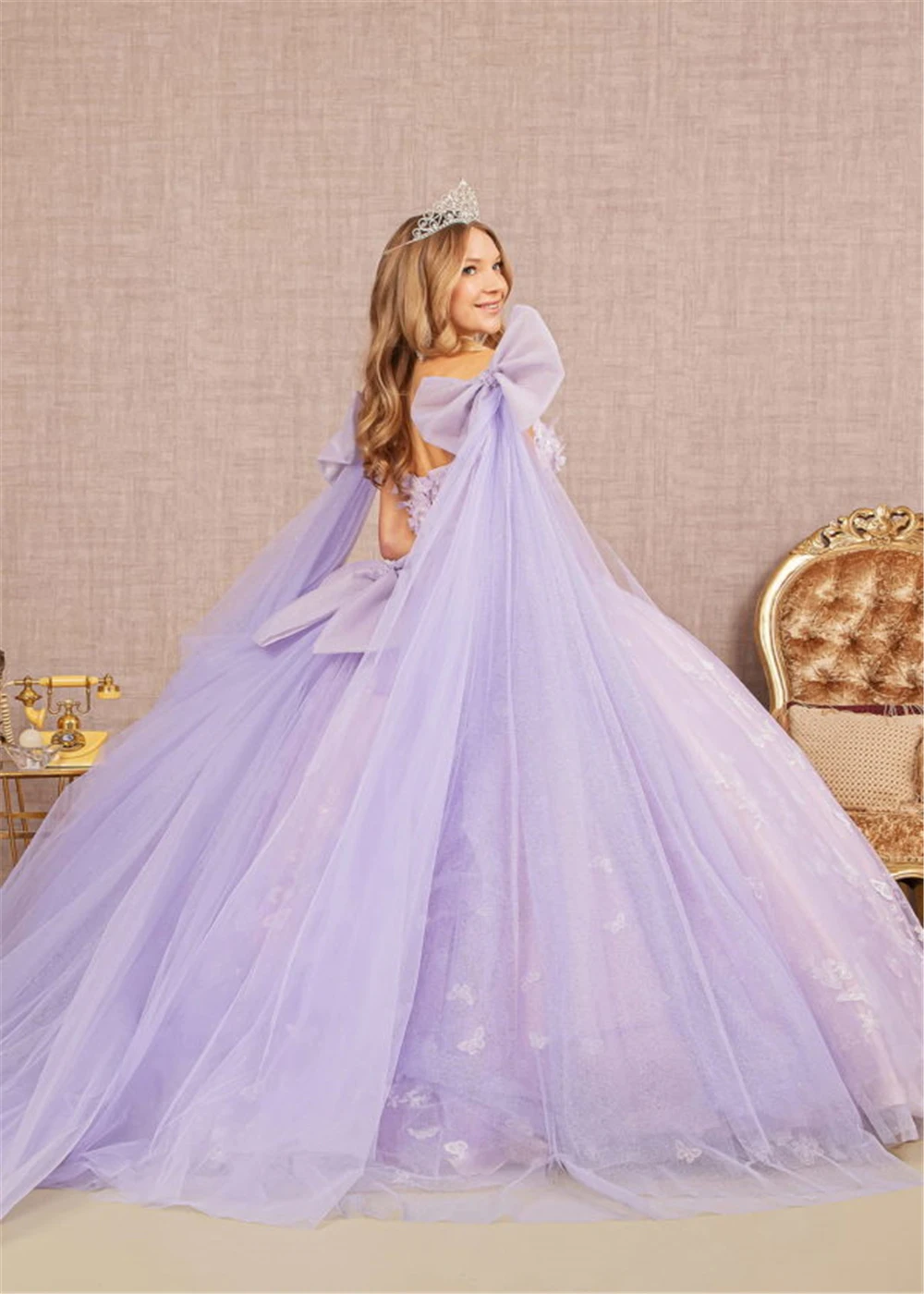 Luxury Quinceanera Dress Customized Colors Weeding Dresses Ball Gown Lace Applique Beading With Cape Mexico Sweet 16 Vestido