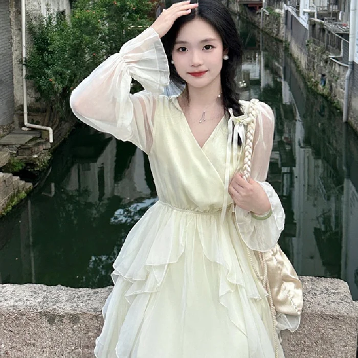 

Gentle Wind Style Long Sleeve V-Neck White Dress Fairy Skirt Slimming Women's Fashion Autumn Winter New Arrival High Waist