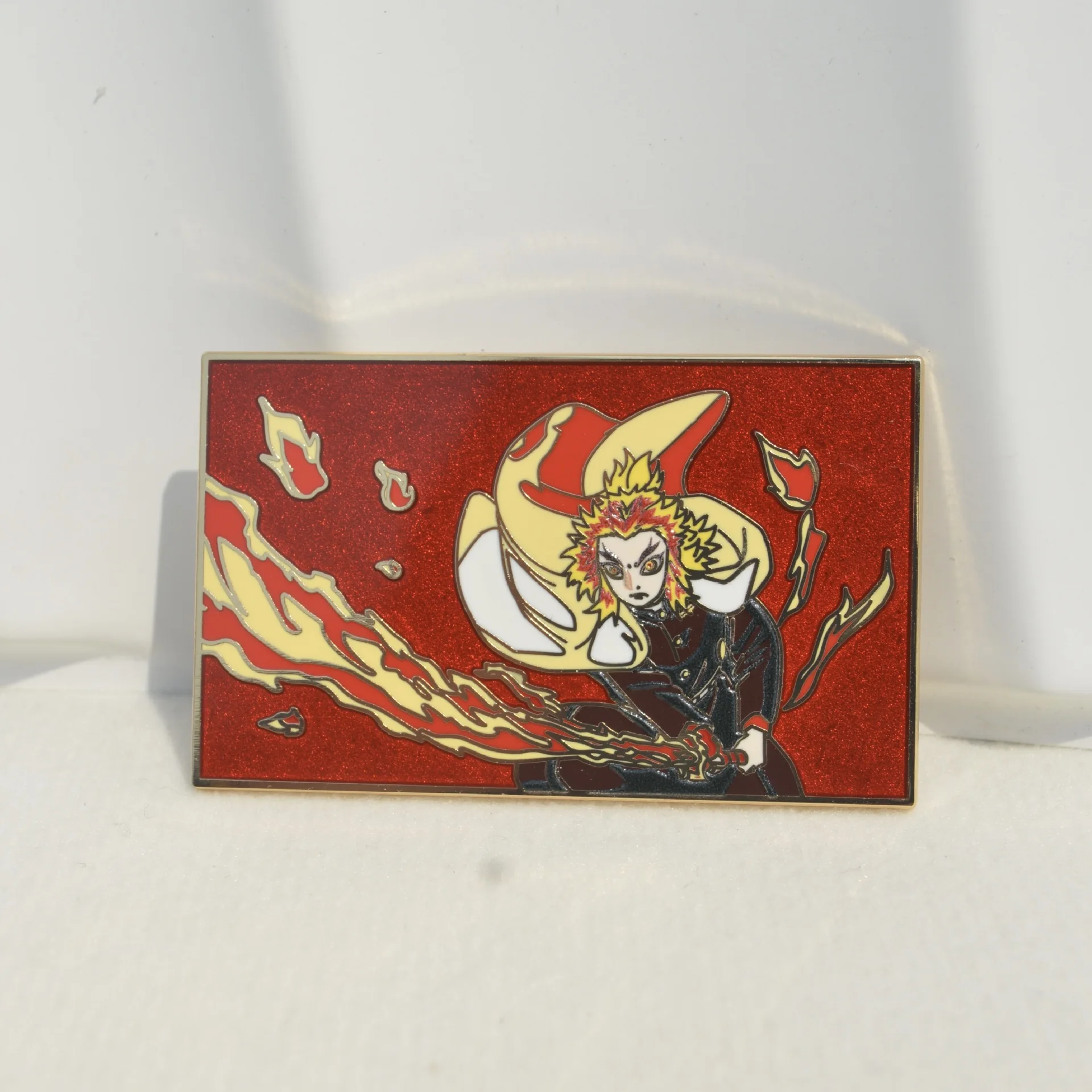 Anime Dämon Slayer Kimetsu keine Yaiba Rengoku Kyoujuro Cosplay Kostüm Abzeichen Pin Zubehör Rucksack Anhänger Metall Prop Brosche