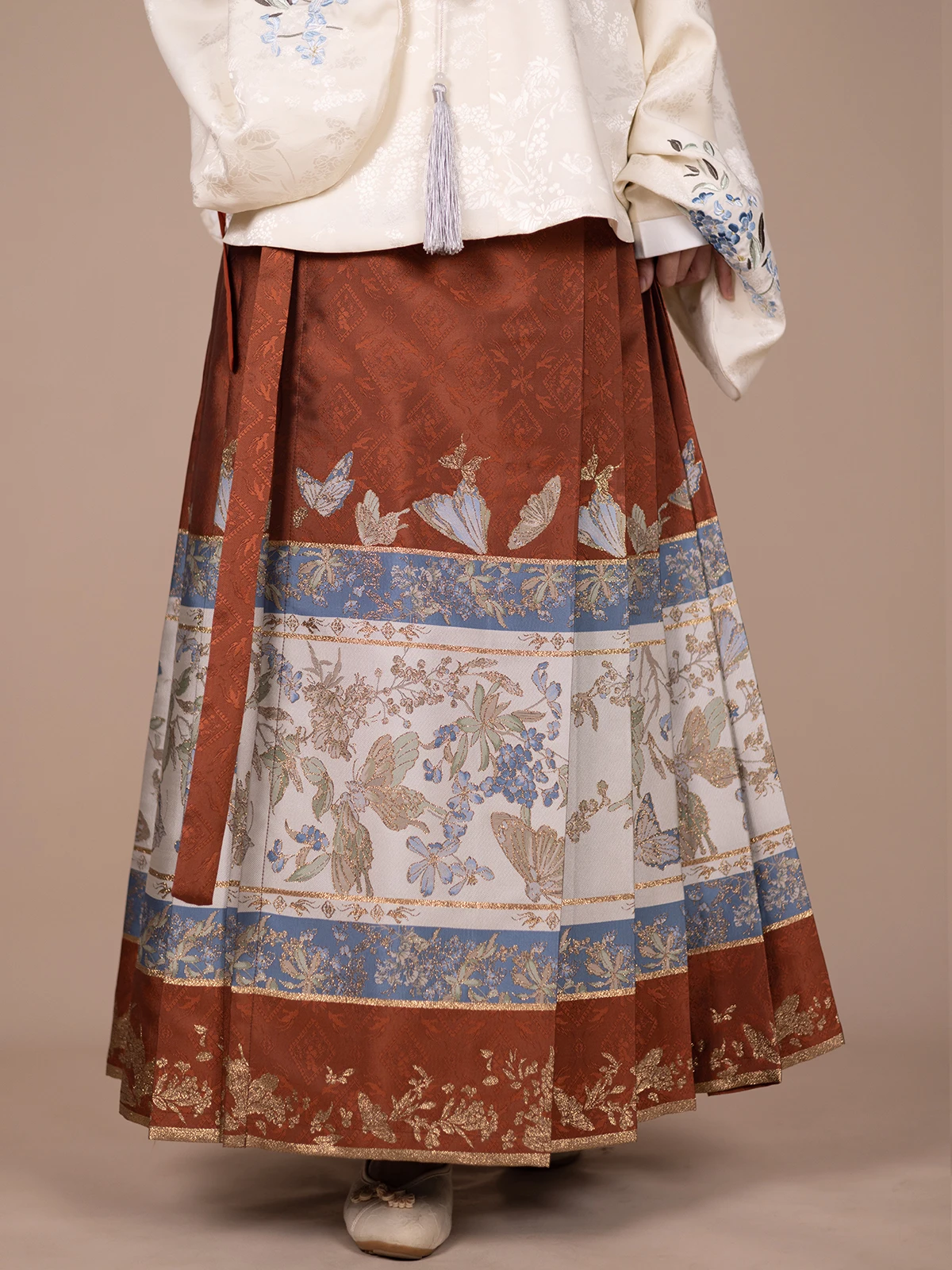 

Original Dr Come True 2024 New Women's Ming Dynas Tiled Silk Velvet Hanfu Skirt Poly Fiber 00% Trapezoidal Design