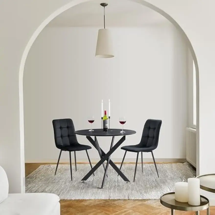 Mesa de comedor de madera de ingeniería marmoleada negra con patas de caballete de hierro