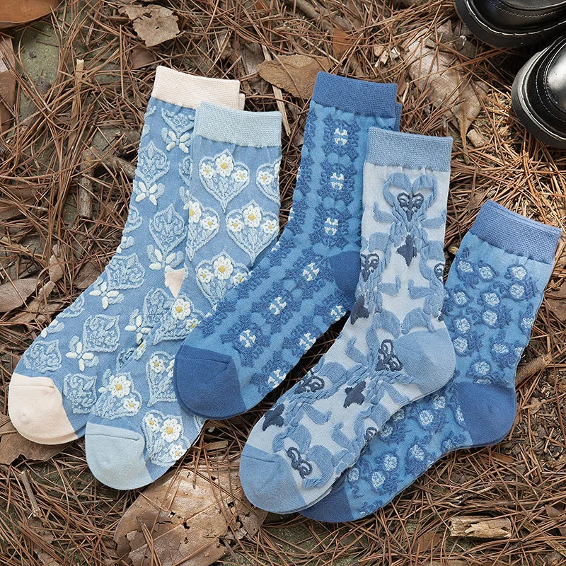 

5 Pairs Spring and Autumn Fashion New Blue Retro Women's Socks Three Dimensional Relief Plant Flower Women's High Tube Socks