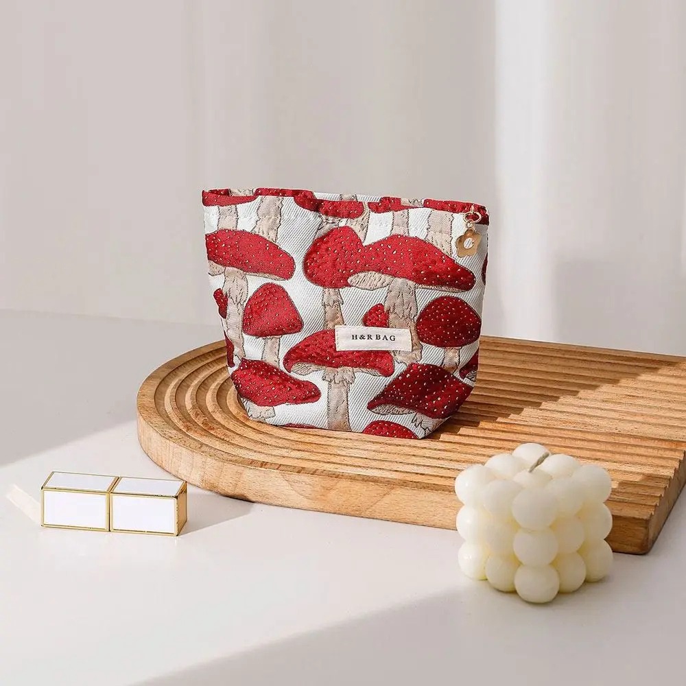 Vintage Canvas Makeup Bag Red Mushroom Printing M/L Size Storage Bag Washing Coin Key Purse Skin Care Products Storage