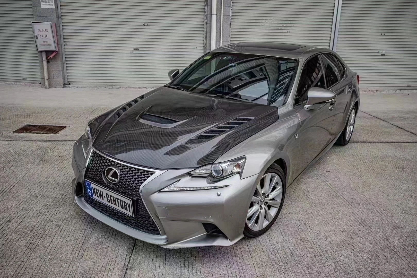 Factory price carbon fiber hood for LEXUS IS250 IS300  carbon fiber bonnet perfect fiment