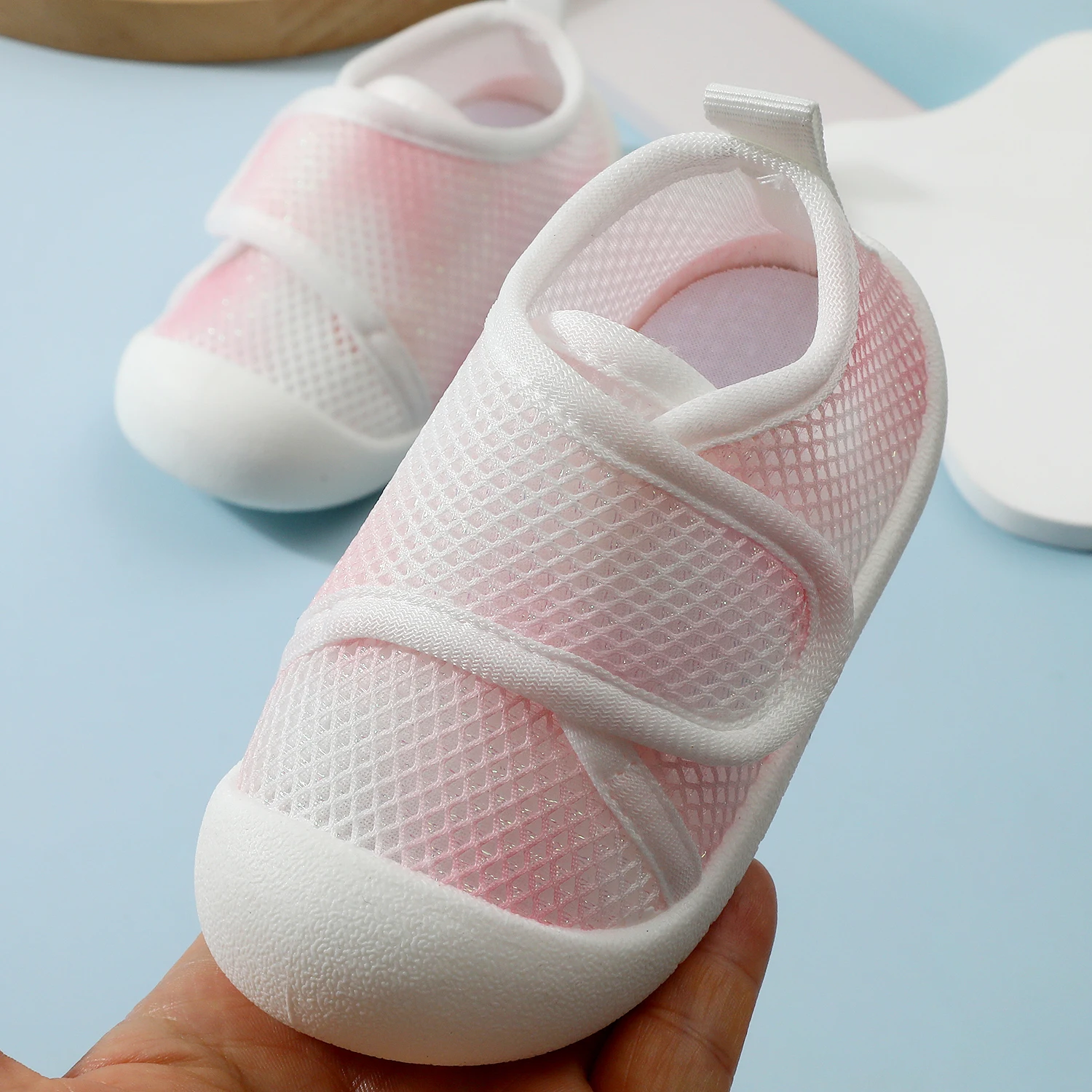 Lernlaufschuhe für Babys, rutschfeste PU-Sohlen, weiche flache Schuhe für Kleinkinder, geeignet für Freizeit im Innen- und Außenbereich – Detail 1