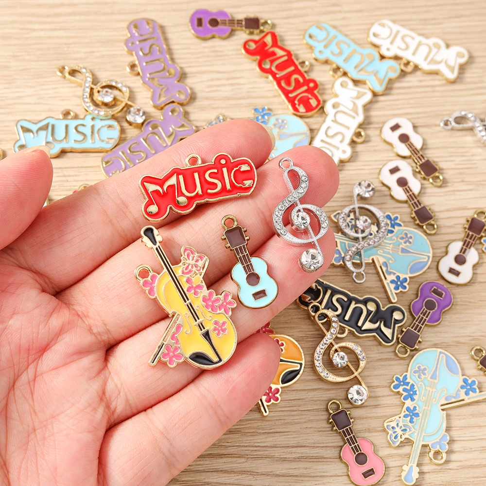 10 Stück niedliche, gemischte Emaille-Musikbuchstaben-Gitarren-Anhänger für die Schmuckherstellung, Halsketten, Ohrringe, Armbänder, DIY-Bastelzubehör – Detail 2