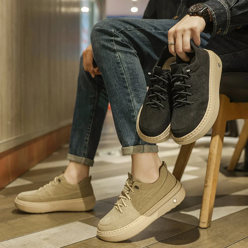 2025 الخريف والشتاء حذاء قماش رجالي جديد سميكة سوليد الترفيه انزلاق المطاط أحذية رياضية تنفس حذاء مسطح أحذية القيادة