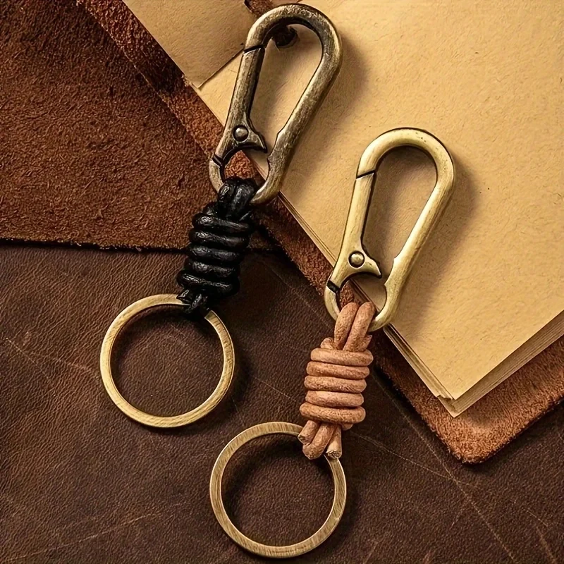 Retro Cowhide Punk Keychain for Man Women Gift Keychain Holder Car Key Wallet Keyring Vintage Metal Rope Car Key Ring Pendant