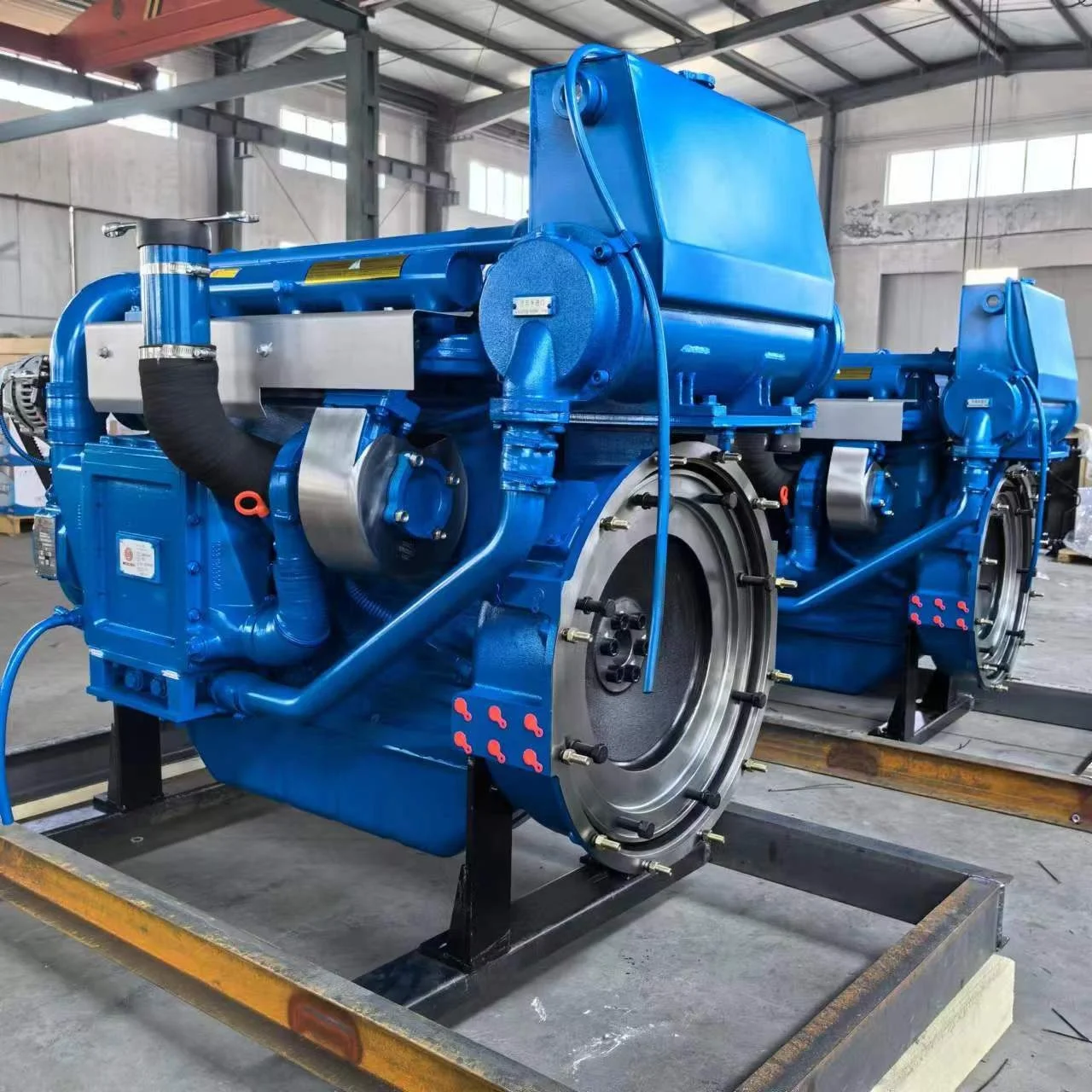 Günstiger Preis 350 PS Marine Dies Sel Motor mit Getriebe