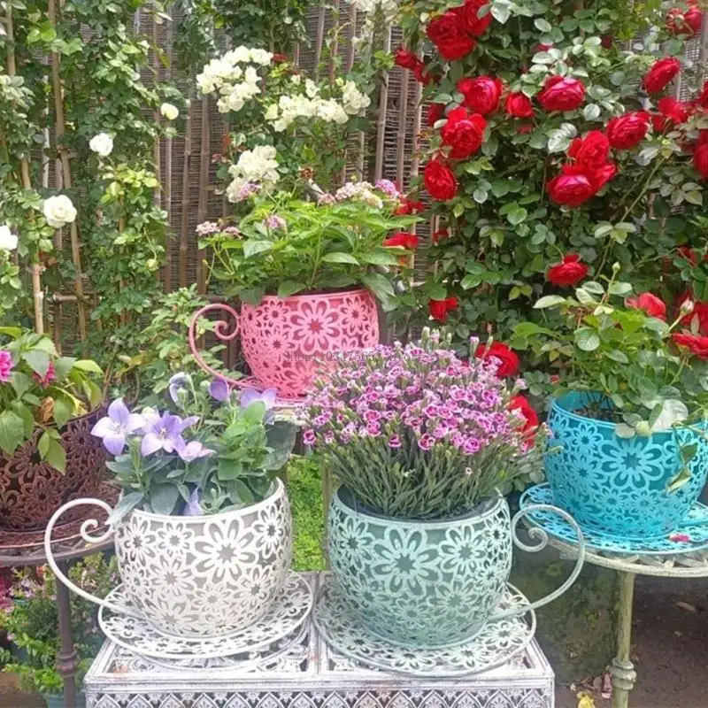 Decorative Countrysides Iron Flower Pot With Durability Construction For Table Garden Display Creative Plant Pot