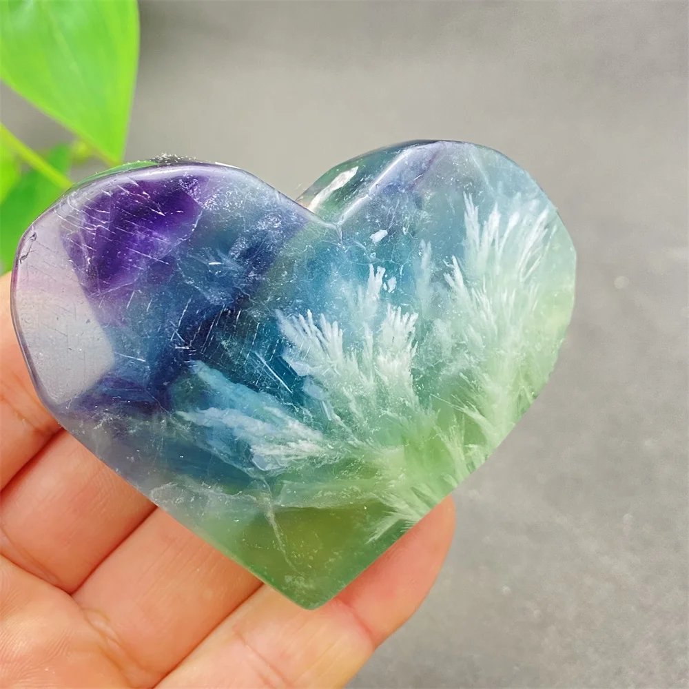 Natural Gem Feather Fluorite Crystal Heart Shape Hand Polished Love Holiday Gift Home Decoration Ornaments