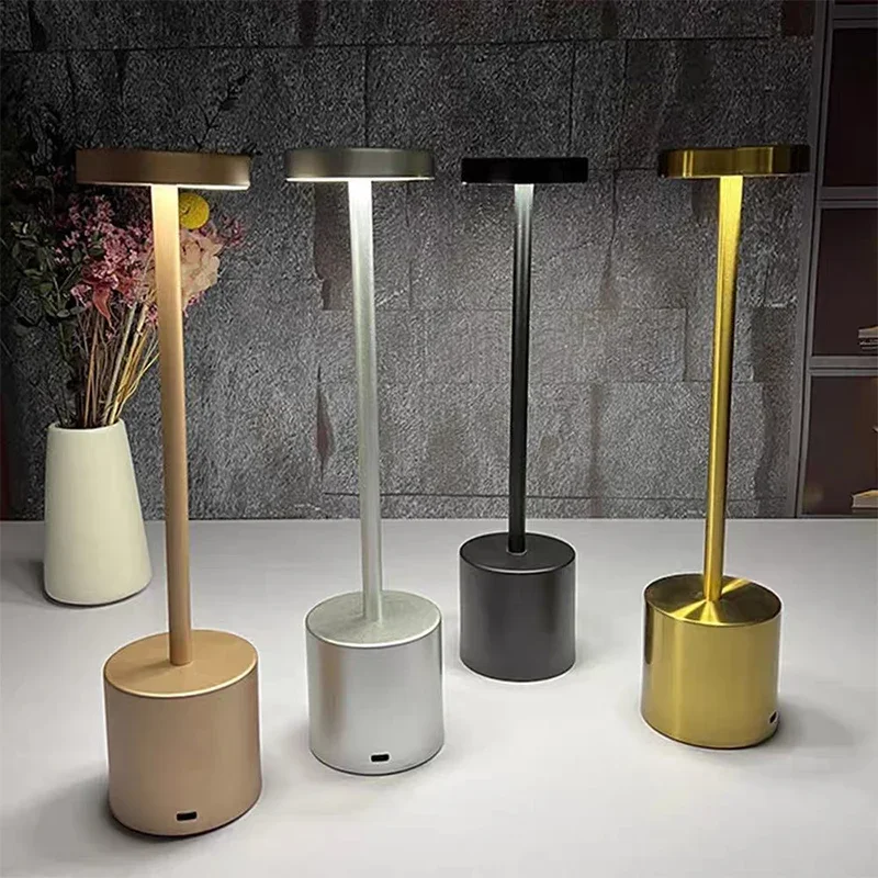 Nice Hot Selling Wrought Iron I-Shaped Desk Lamp Battery Bar Retro Bedside Touch Eye Protection Desktop Metal Minimalist Desk La