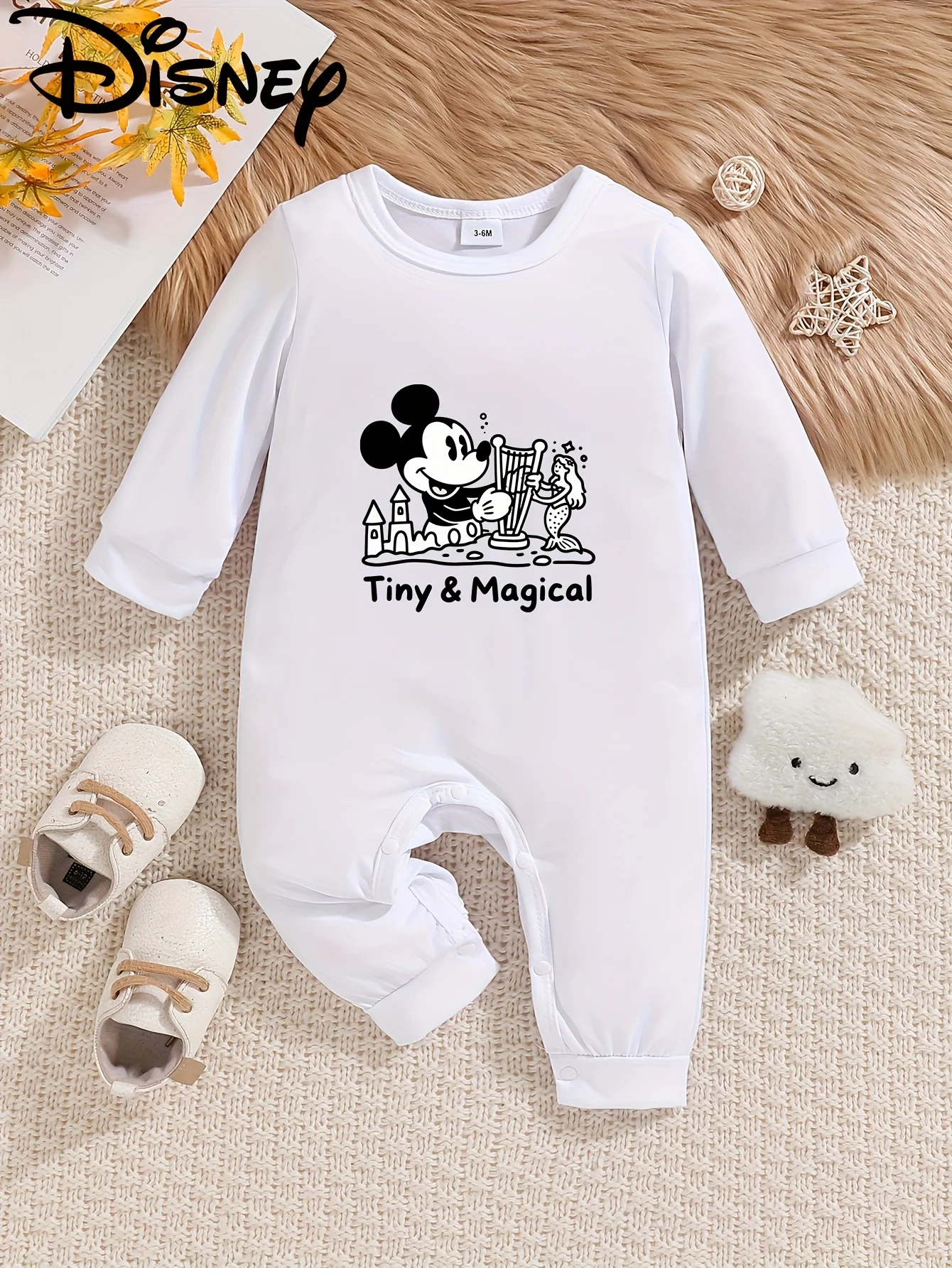 

【Authorized】Disney Mickey Mouse Baby Long-Sleeve Romper, Cute Pattern Print, Round Neck, Soft and Comfortable, Machine Washable, Suitable for All Seasons, Suitable for Outdoor Wear