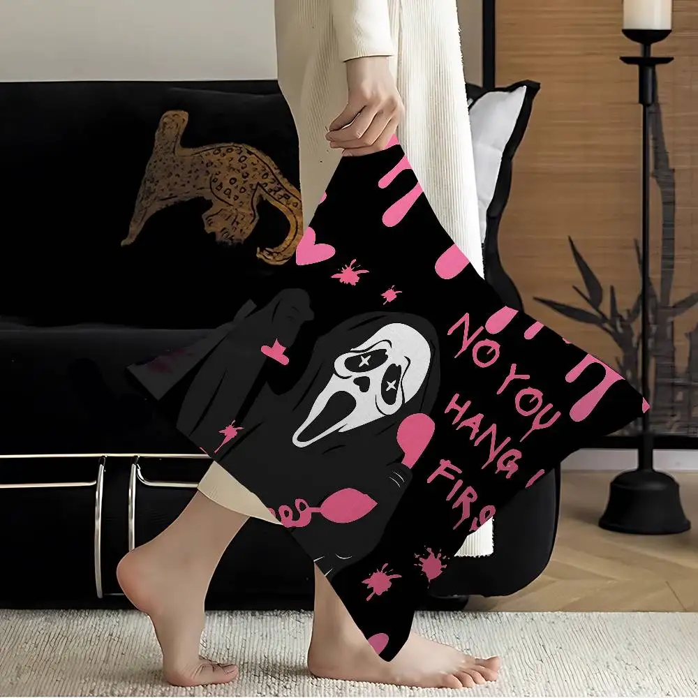 S-SCREAMS Horror Movie Pillow Covers Cartoon Sofa Decorative Home Double-sided Printing Short Plush Cute Cushion Cover