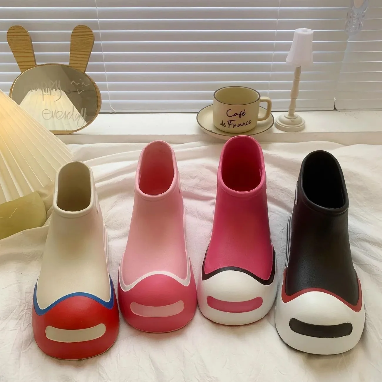 

Rain shoes women wear thick-soled summer non-slip water shoes medium tube water boots fashionable rain boots