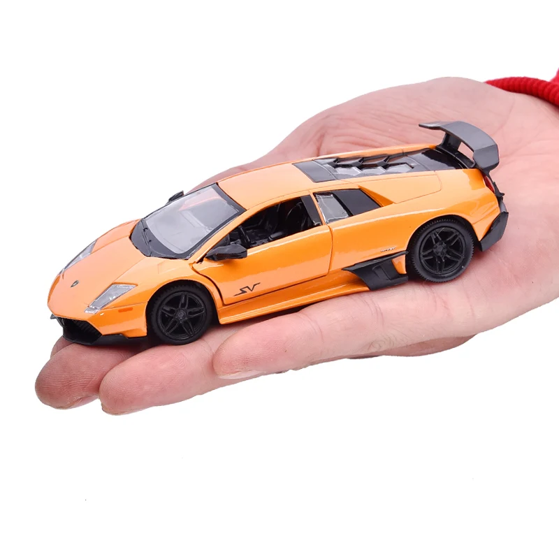 خمسة بوصة 1:36 لامبورغيني 570-4 جالاردو سبيكة سيارة نموذج 670 الخفافيش التراجع الباب سيارات لعبة