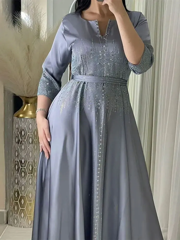 

Plus Size Mother Of The Bride Dresses Sequined satin blingbling 3/4 Sleeves A Line Prom Evening Wedding Guest Gown Arabic Dubai