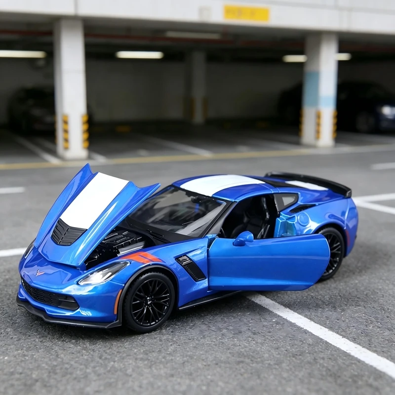 

Модель автомобиля Maisto 1:24, имитация Corvette Grand, из сплава, с открывающимися дверями с обеих сторон, богатая детализация, высокое качество изготовления.