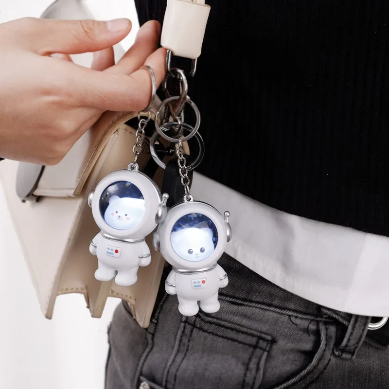 Luminous Spaceman Keychain Cartoon Little Bear Night Light Glowing Keyring Starry Sky Cute Space Astronaut Key Chain Bag Hanging