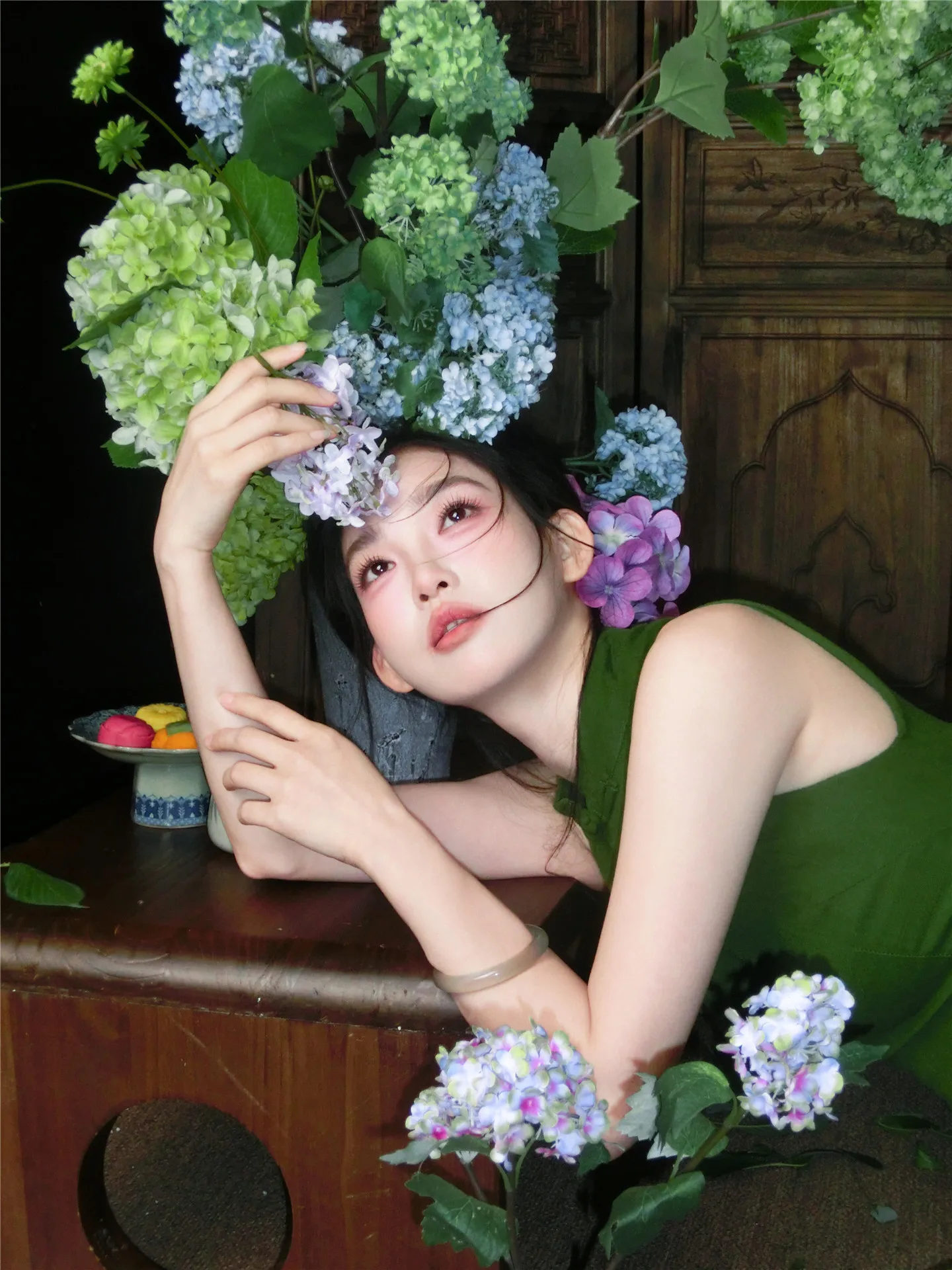 

Новый китайский костюм для портретной фотосъемки, улучшенный, для ранней весны, студийная фотосъемка, художественная фотография в холодных тонах