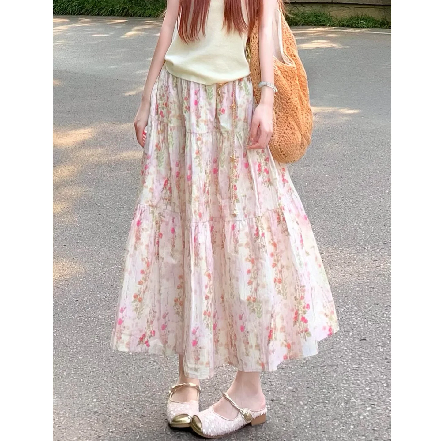 

2026 New French Vintage Pink White Floral Skirt Women Elegant Pleated A-Line Slim Midi Skirt