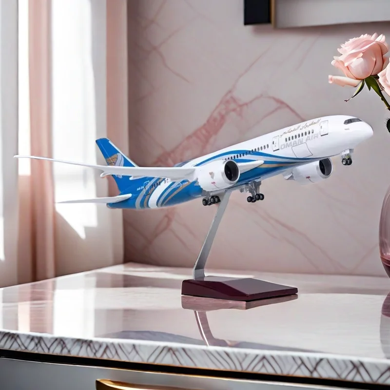 

1/130 Scale 47CM Airplane 787 B787 Aircraft Oman Air Airline W Light and Wheel Diecast Plastic Resin Plane Model Toy