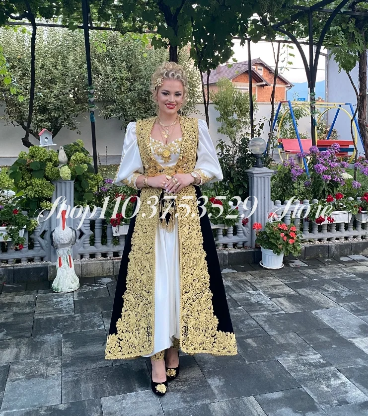 White Black Arabian Evening Luxury Velvet Jacket Gold Lace Applique Karakou Algerien Custom Women's Evening Dresses فساتين سهره