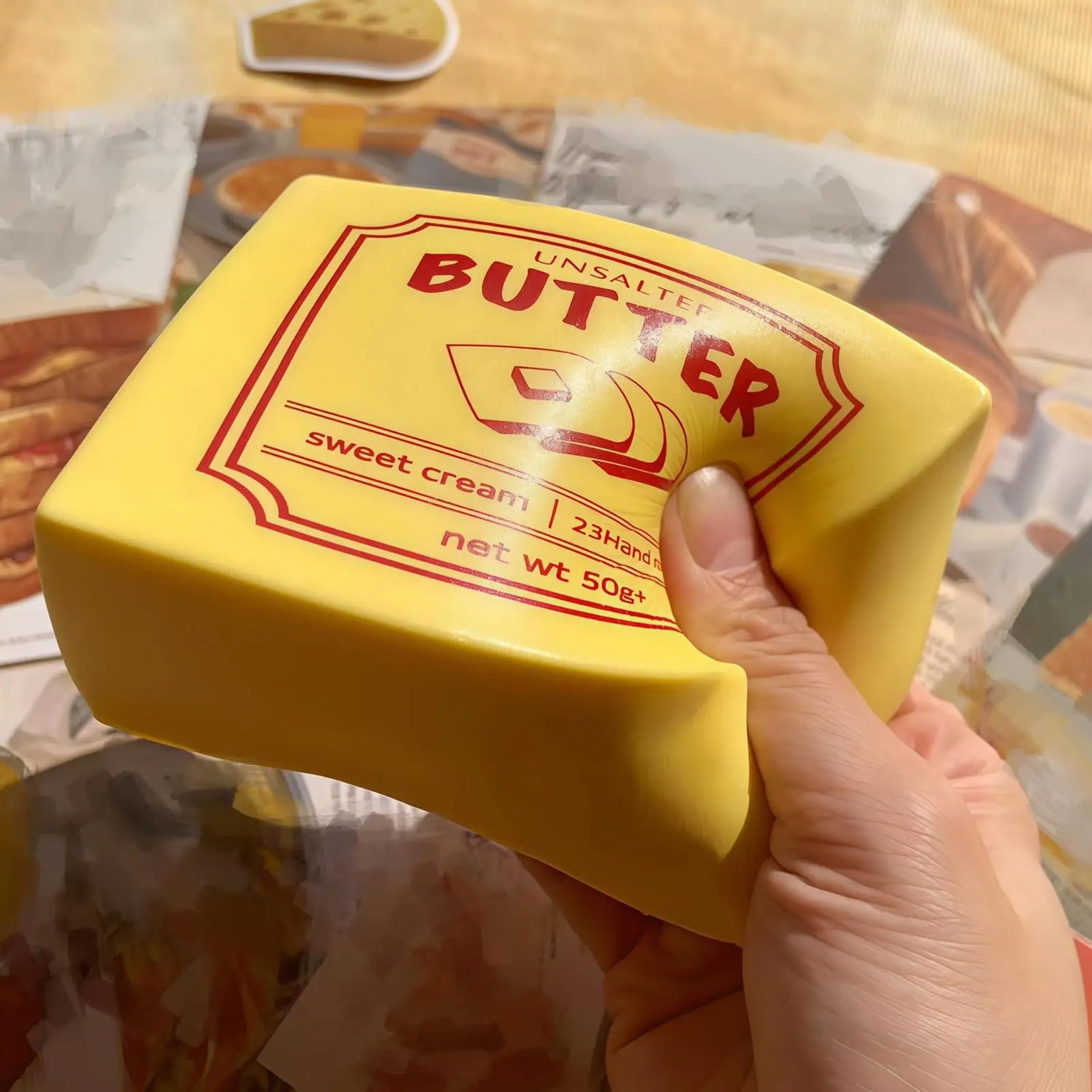 ของเล่นบีบคลายเครียด บัตเตอร์เซนเซอรี่ ของเล่นบีบบัตเตอร์ ฟิดเจ็ต สำหรับใช้ที่บ้าน ห้องเรียน โรงเรียน งานปาร์ตี้ งานสังสรรค์ ออฟฟิศ และกิจกรรมกลางแจ้ง