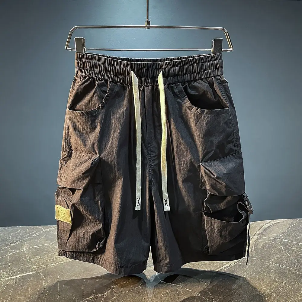 Calça com cordão solta masculina, shorts com cordão, estilo fino, preta, confortável, com tudo a combinar, bolso grande, verão