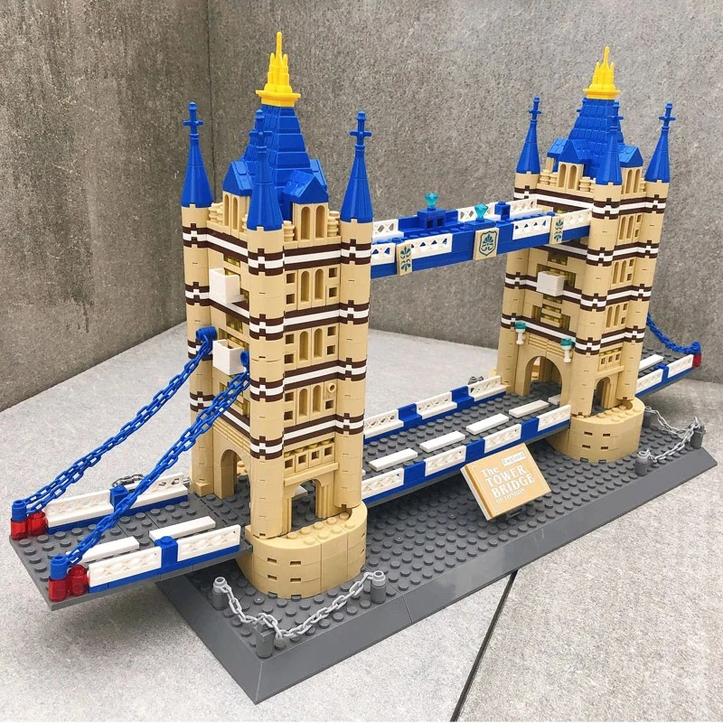 1052PCS The Tower Bridge Of London Building Blocks World Famous Architecture Bricks City Street View Toys Birthday Gift For Kids