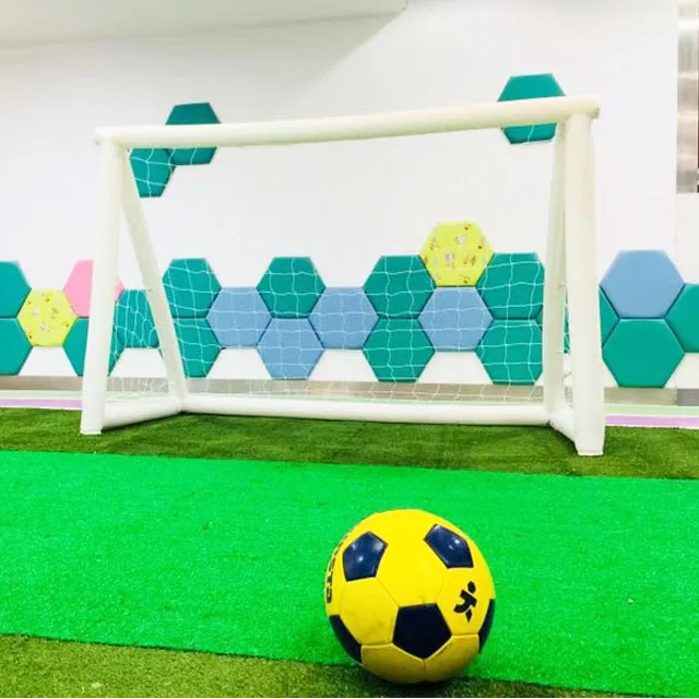 

Hot sale!Low Price Inflatable Football Goal for Soccer