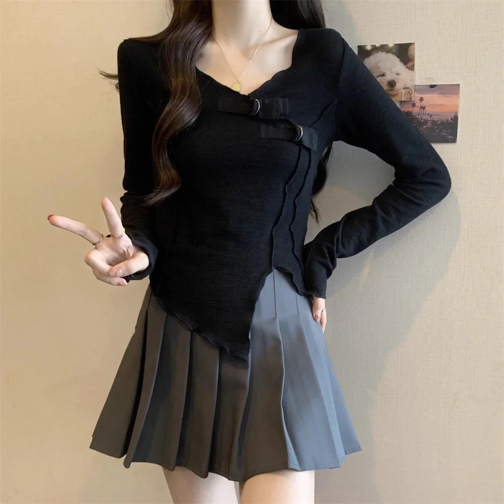 สีทึบผู้หญิงTeesไม่สม่ําเสมอVคอยาวแขนยาวเสื้อยืดผู้หญิงRetro Slim Topแฟชั่นฤดูใบไม้ผลิฤดูใบไม้ร่วงหญิงนุ่มTshirt