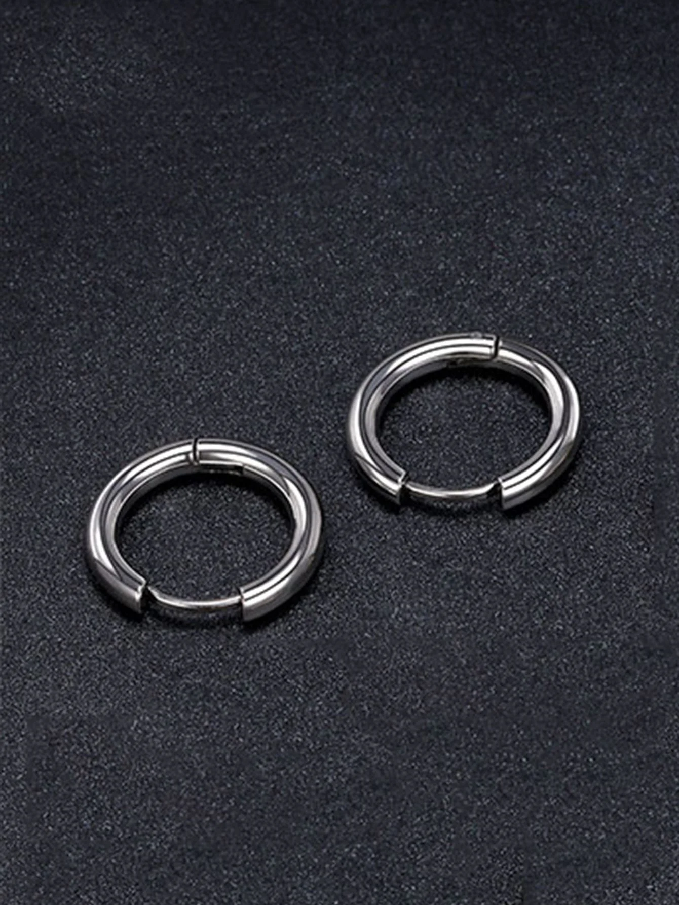 1 Pcs Women/Man Stainless Steel Small Hoops Earring Piercing Ear Cartilage Tragus Simple Thin Circle Anti-allergic Ear Buckle